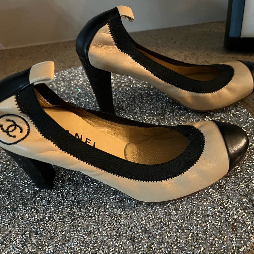 Chanel Leather Heels - Picture 2 of 11